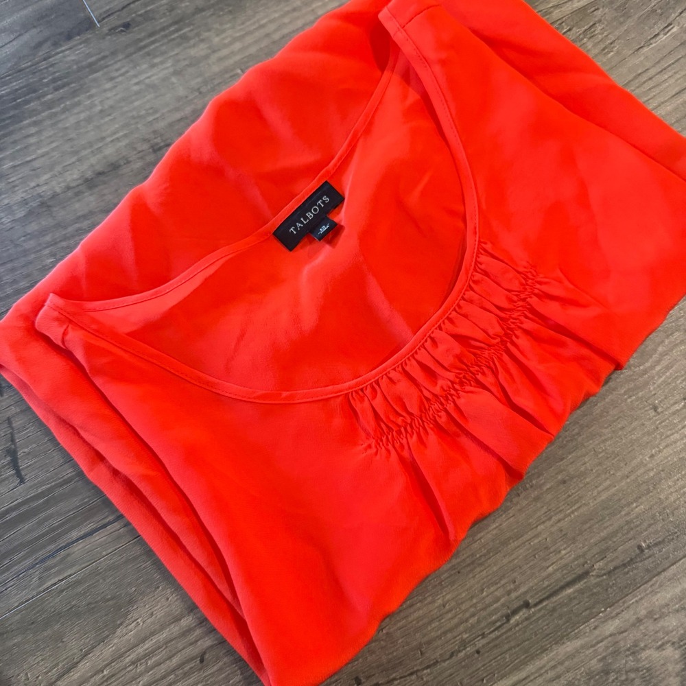 Talbots Womens 100% Silk Sleeveless Blouse Res Orange Pleated Scoop Neck Size 12